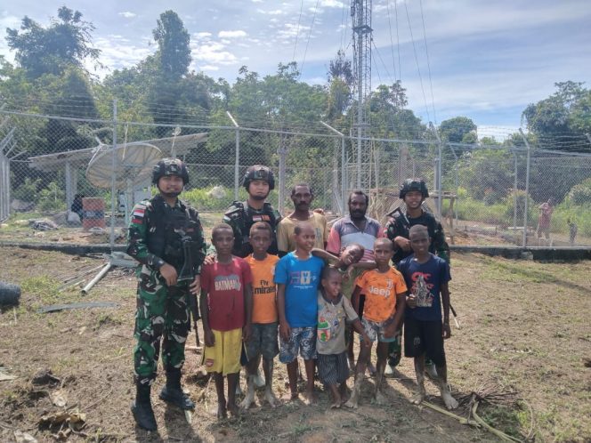 
					Masyarakat Kampung Kawe Sambut Sukacita Kehadiran Internet