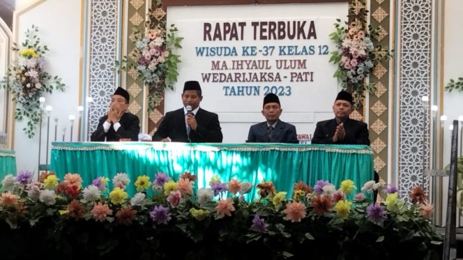 
					MA Ihyaul Ulum Wedarijaksa Pati Gelar Dapat Terbuka Wisuda Ke 37 Kelas 12 Tahun 2023