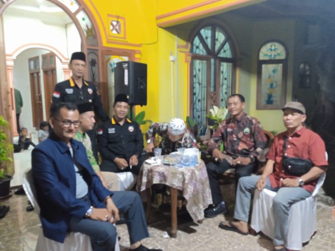 
					Forum Komunikasi Minangkabau Bersatu (FKMB) Kota Pekanbaru menggelar halal bi halal