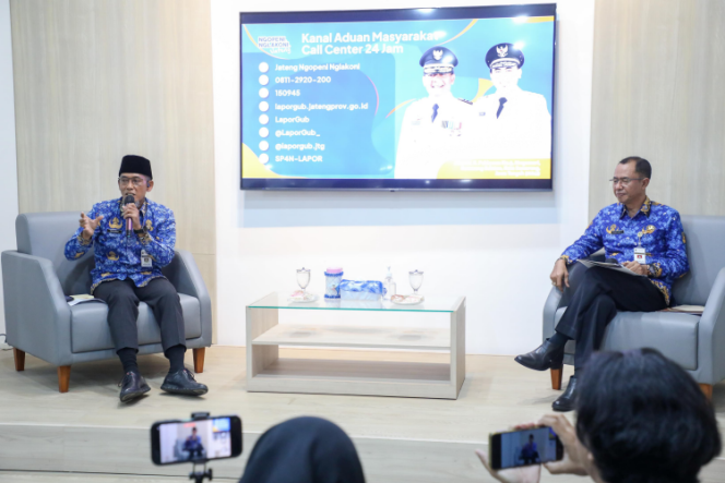 
					Sekda Jateng, Sumarno, dalam jumpa pers dengan wartawan di Kantor Gubernur Jawa Tengah pada Jumat, 13 Februari 2026. (Foto:Dok.Jetengprov)
