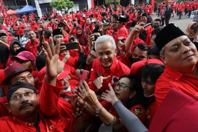 
					Kader PDI Perjuangan Teriaki Ganjar Presiden