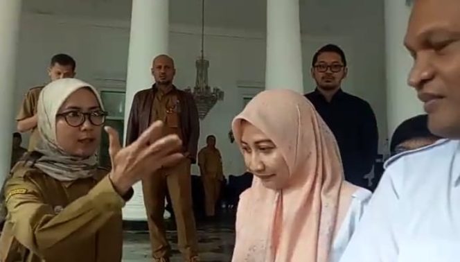 
					Bupati Lebak Semprot Wartawan Saat Wawancarai Bawahannya