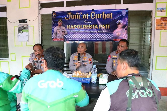 
					Jumat Curhat, Kapolresta Pati Ajak Ngopi Bareng OJOL