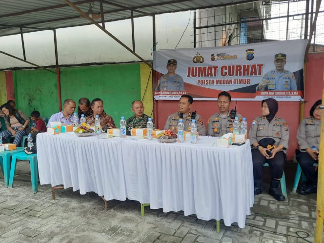 
					Jumat Curhat Bersama Polrestabes Medan