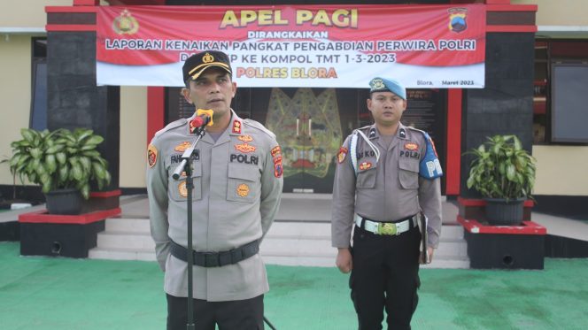 
					Pimpin Upacara Kenaikan Pangkat Pengabdian, Kapolres Blora Ingatkan Kesiapan Pengamanan Pemilu 2024