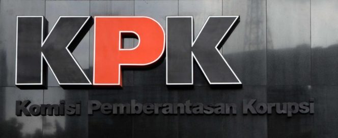 
					Dugaan Gratifikasi, KPK Sita Rp 5,6 M- Louis Vuitton dari Eks Bupati Sidoarjo