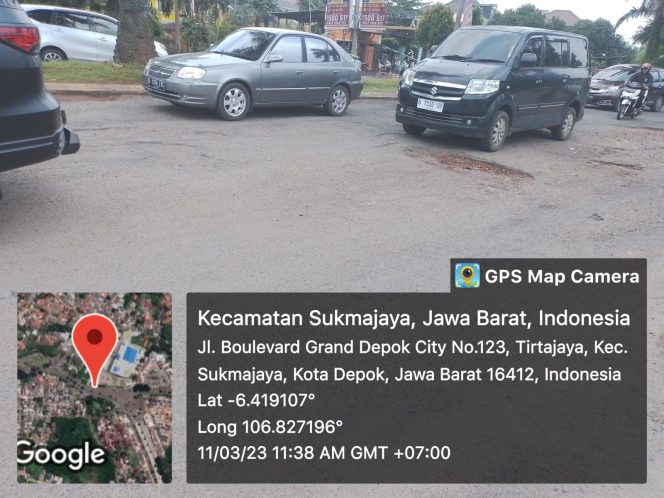 
					Pengendara Keluhkan Kondisi Jalan Boulevard GDC Depok