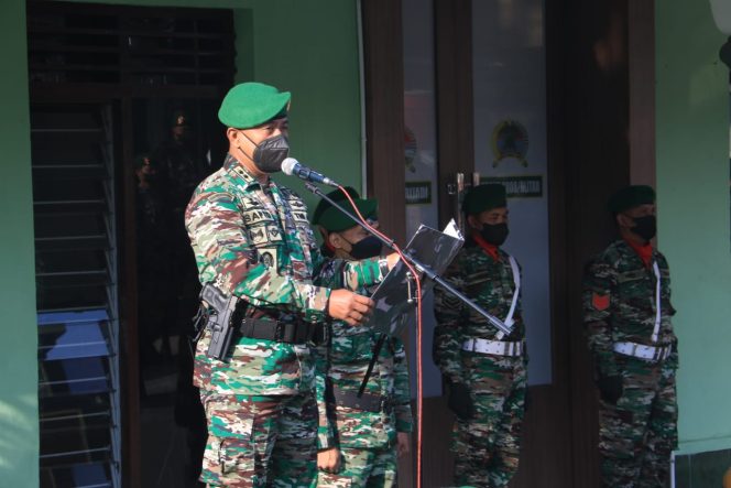 
					Dandim 0808/Blitar, Pimpin Upacara Bendera 17 an Bulan Maret Tahun 2023