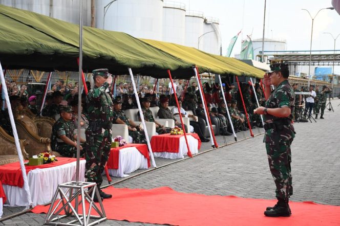 
					Danlantama I Hadiri Pelepasan Satgas Yonif RK 115/ML Kodam IM dan Yonif 125/SMB Kodam I/BB Oleh Panglima TNI