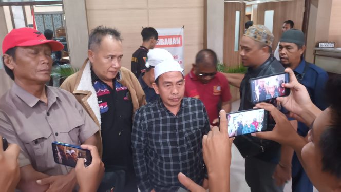 
					Rapat Paripurna DPRD Kab. Banjar Tidak  Quorum 