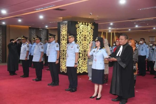 
					Menkumham Lantik 5 Pimti Madya