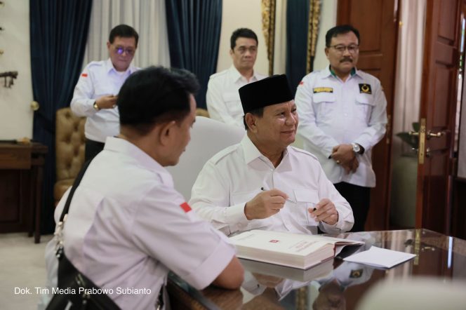
					Silaturahmi Politik Gerindra dan PBB, Prabowo Terbuka Kerjasama Dengan Siapa Saja 