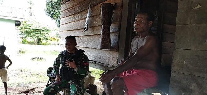 
					Anjangsana Wujud Kebersamaan Dan Komunikasi Sosial Satgas Yonif 132/BS Dengan Masyarakat