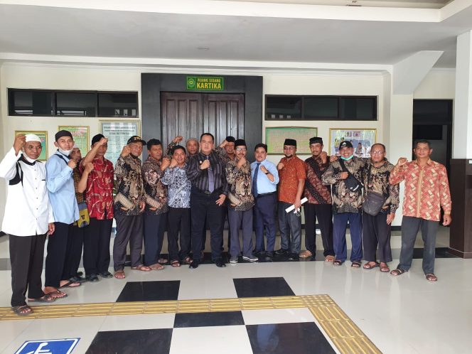 
					Terkait Polemik BUMDes Berjo, Kuasa Hukum Warga Berjo, BRM Kusuma Putra : Aparat Penegak Hukum Harus Jeli