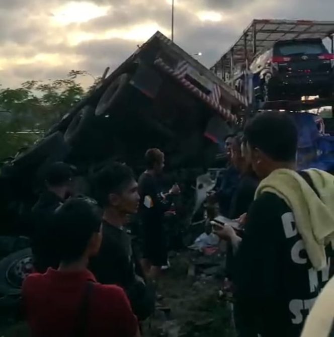 
					Bertambah 2 Orang, Korban Meninggal Dunia Kecelakaan Maut Tol Boyolali Menjadi 8 Orang