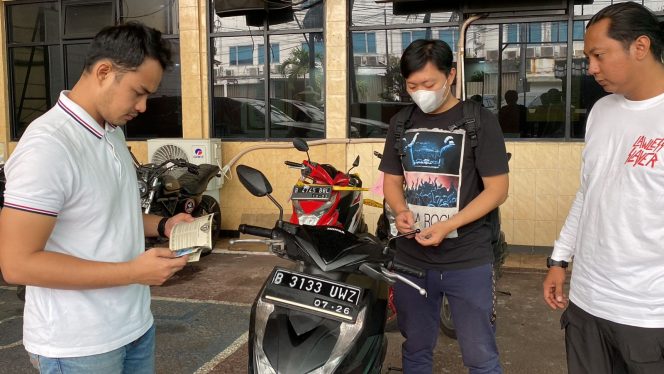
					Polisi Metro Taman Sari Ungkap Kasus Curanmor Dan Kembalikan Motor Ke Pemilik