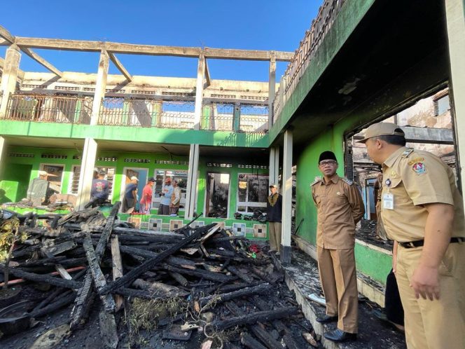 
					Bupati Temanggung Tinjau Lokasi Bekas Kebakaran Ponpes Darul Muttaqien Dusun Bolong