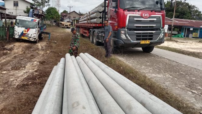 
					PLN 24 Jam, Danramil 1206- 09 Jongkong Ucapkan Terimakasih Kepada Pemerintahan Kapuas Hulu dan Provinsi Kalbar