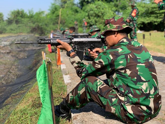 
					Letkol Inf Deny : Tetap Semangat Dan Utamakan Faktor Keamanan Dalam Setiap Kegiatan