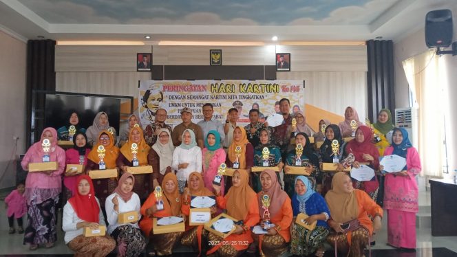 
					PKK Desa Langkan Raih Juara Lomba Peringatan Hari Kartini