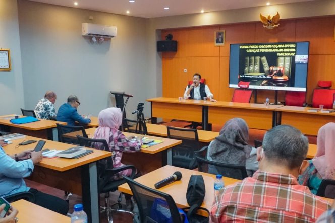 
					Berikan Kuliah di Pascasarjana Program S3 Universitas Borobudur, Ketua MPR RI Bamsoet Paparkan Pentingnya Pembaharuan Hukum Nasional