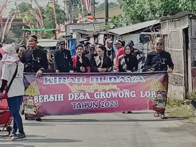 
					Karnaval Budaya Ramaikan Acara Sedekah Bumi di Growong Lor