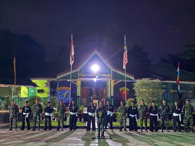 
					Satgas Pamtas Yonarmed 16/TK Membuka Pendadaran Anggota Baru PSHT Cabang Sanggau