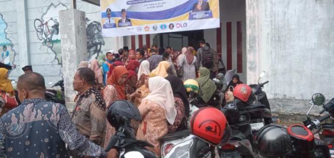 
					Ratusan Guru Tingkat SMP dan SD Bersertifikasi di Kabupaten Aceh Timur antusias mengikuti Seminar Nasional dengan tema, tidak cukup sekedar jadi guru biasa di era kurikulum merdeka