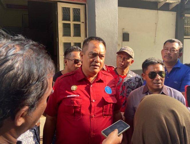 
					Dr.  BRM Kusumo Putro, SH., MH., mengungkapkan kegeramannya atas lamanya penanganan kasus inses oleh Polres Sukoharjo