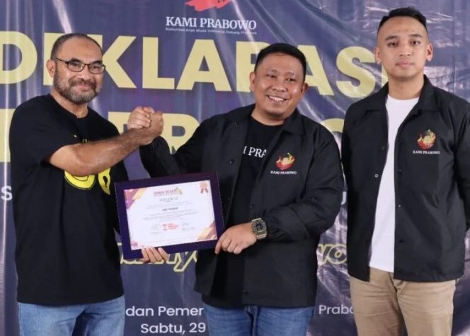 
					Komunitas Anak Muda Indonesia Dukung Prabowo (KAMI PRABOWO) resmi mendeklarasikan dukungan terhadap Prabowo Subianto di Pilpres 2024