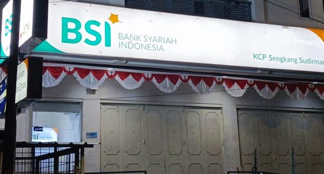 
					Bank Syariah Indonesia ( BSI ) Kabupaten Wajo memberikan somasi I kepada salah satu debitur yang sudah meninggal dunia