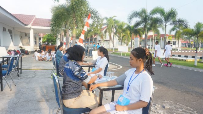 
					Lanal Bengkulu menyeleksi Calon Bintara (Caba) dan Calon Tamtama (Cata) Prajurit Karir TNI AL Gelombang II Tahun 2023 melalui Tes Samapta Jasmani