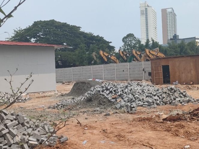 
					Bangunan tanpa ijin Peruntukan Bangunan Gedung (PBG) di Kota Tangerang mendapat perhatian serius dari Komisi 1 DPRD Kota Tangerang