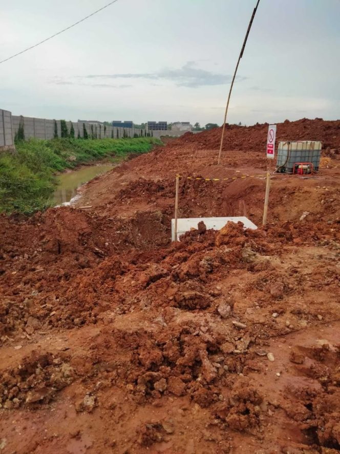 
					Penampakan salah satu lokasi pembangunan perumahan di Kecamatan Sindang Jaya Kabupaten Tangerang