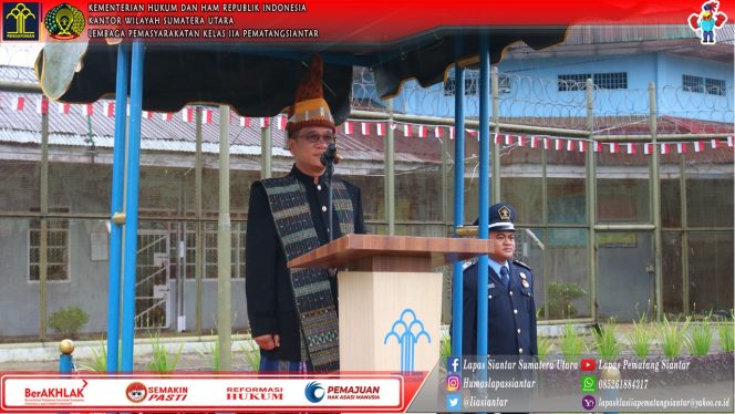 
					Kalapas kelas IIA Pematangsiantar memimpin upacara peringatan HUT RI ke 78 di Lapas kelas II A Pematangsiantar