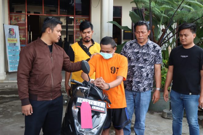 
					Satreskrim Polres Tanah Karo berhasil mengamankan seorang pelaku Curanmor berinisial AAS