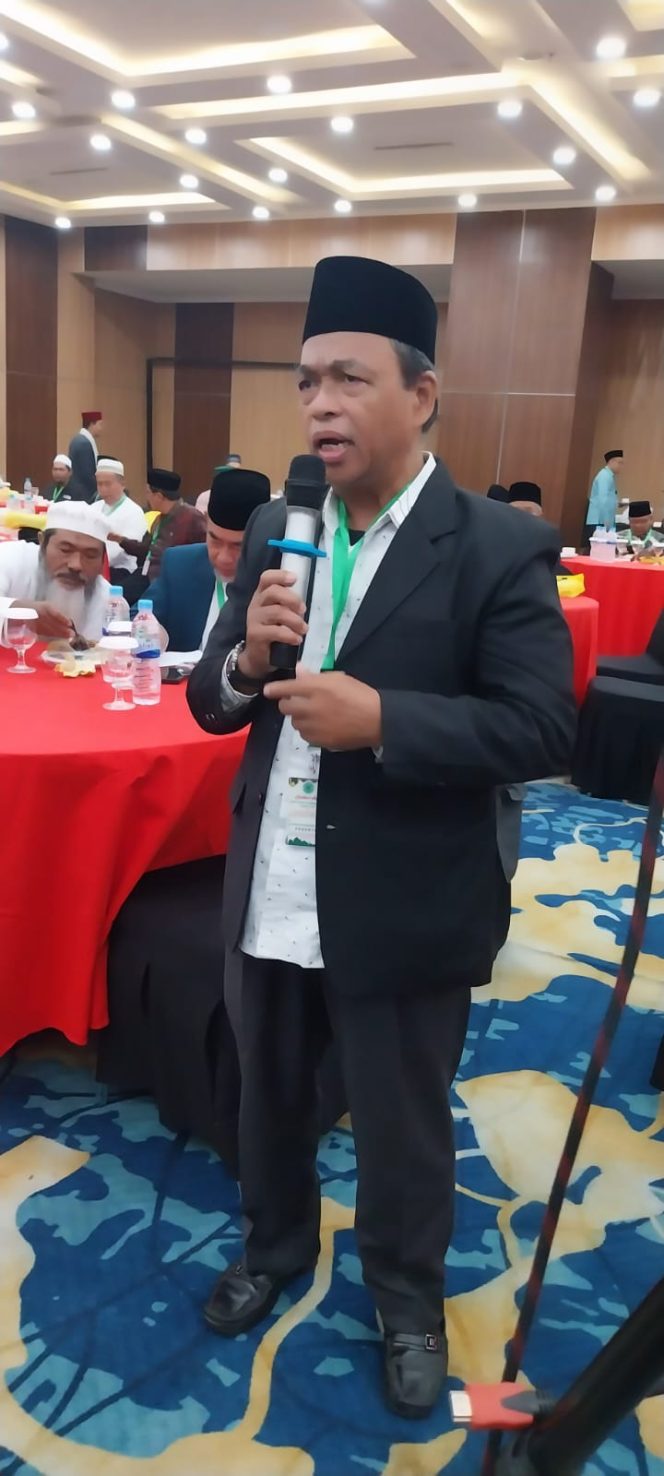 
					Sekretaris PW Persatuan Islam Provinsi Sumatera Utara, Abdul Azis