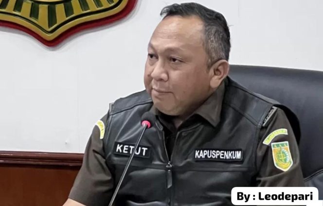 
					Kapuspenkum Kejagung Dr Ketut Sumedana