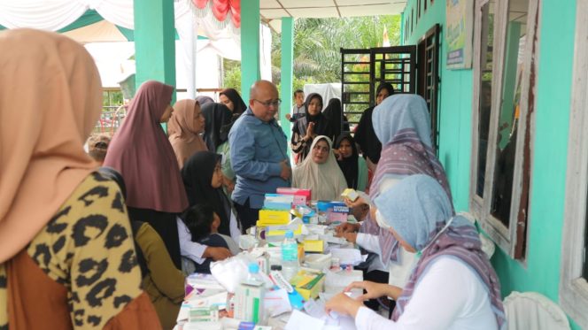 
					PT Medco E&P Malaka (Medco E&P) bersama Badan Pengelola Migas Aceh (BPMA) dan Kodim 0104/Aceh Timur kembali menggelar Pelayanan Kesehatan Terpadu Ibu dan Anak secara gratis untuk warga di Kabupaten Aceh Timur