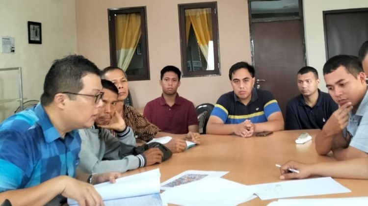 Diduga Kios Dibangun Di Atas Tanah Fasum, Warga Mengadu Ke Unit Bantuan Hukum DPC PERADI RBA