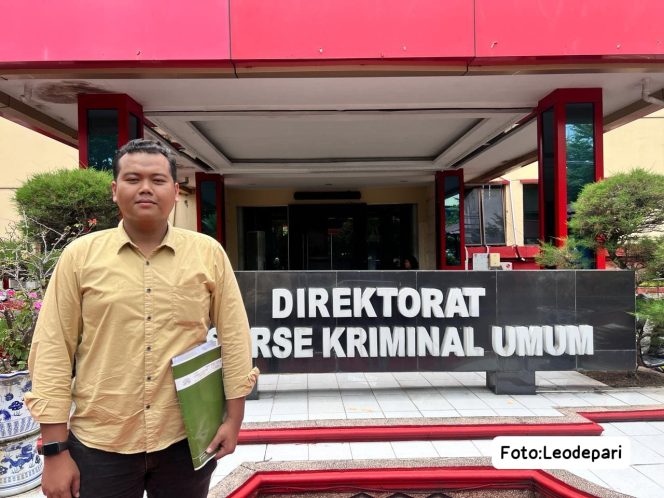 
					Andika Johanes Manurung, SH., mendatangi unit Dit Krimum Polda Sumut terkait laporan penggelapan mobil