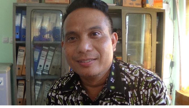 
					Plt kepala DPUTR Pati, Riyoso, S.Sos., MM
