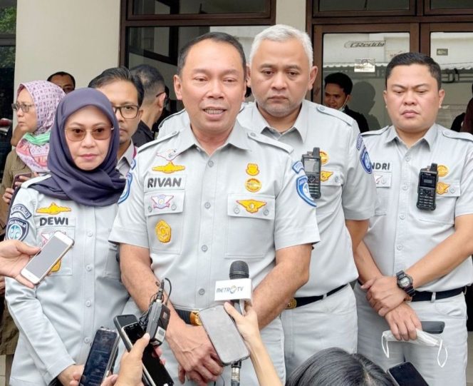 
					Direktur Utama Jasa Raharja Rivan A. Purwantono