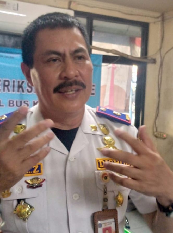 
					Kepala Terminal Bus Penumpang Kalideres, Jakarta Barat, Revi Z