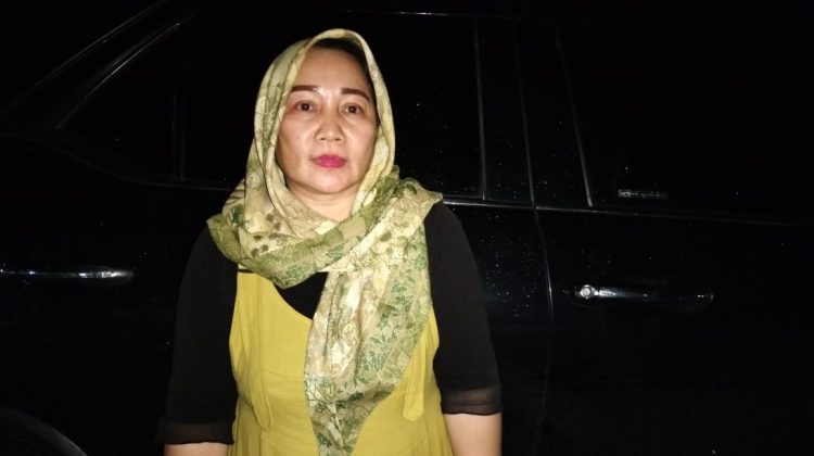 Istri sah dari Kopda Mirwansyah, Sri Lisma Wati