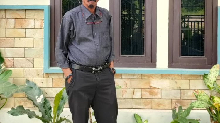 Associate Professor, pada Sekolah Pascasarjana USK, Banda Aceh, T.M. Jamil, Dr, Drs, M.Si
