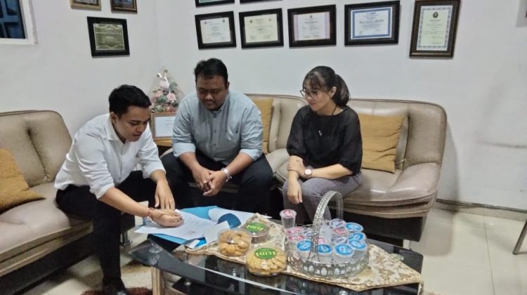 Keluarga Ethanya Widyatmiko, pengasuh berkebutuhan khusus (autis) di Asrama Taman Biji Sesawi meminta pendampingan hukum kepada Broto Hastono & Associates