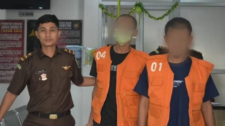 Kejari Bireuen menerima pelimpahan perkara tindak pidana narkotika beserta tiga tersangka dan barang bukti tahap tahap dua dari penyidik Mabes Polri