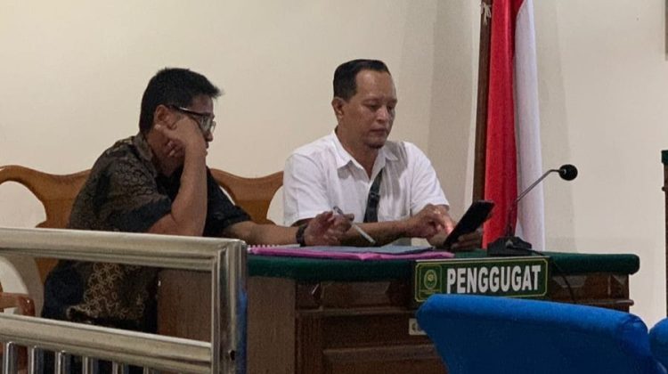 Kuasa hukum Kades Botomulyo, Karman Sastro