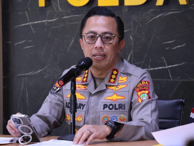
					Kabid Humas Polda Metro Jaya Kombes. Pol. Ade Ary Syam